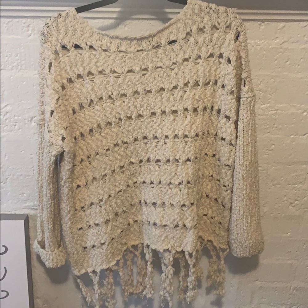 Cute sweater with tassels